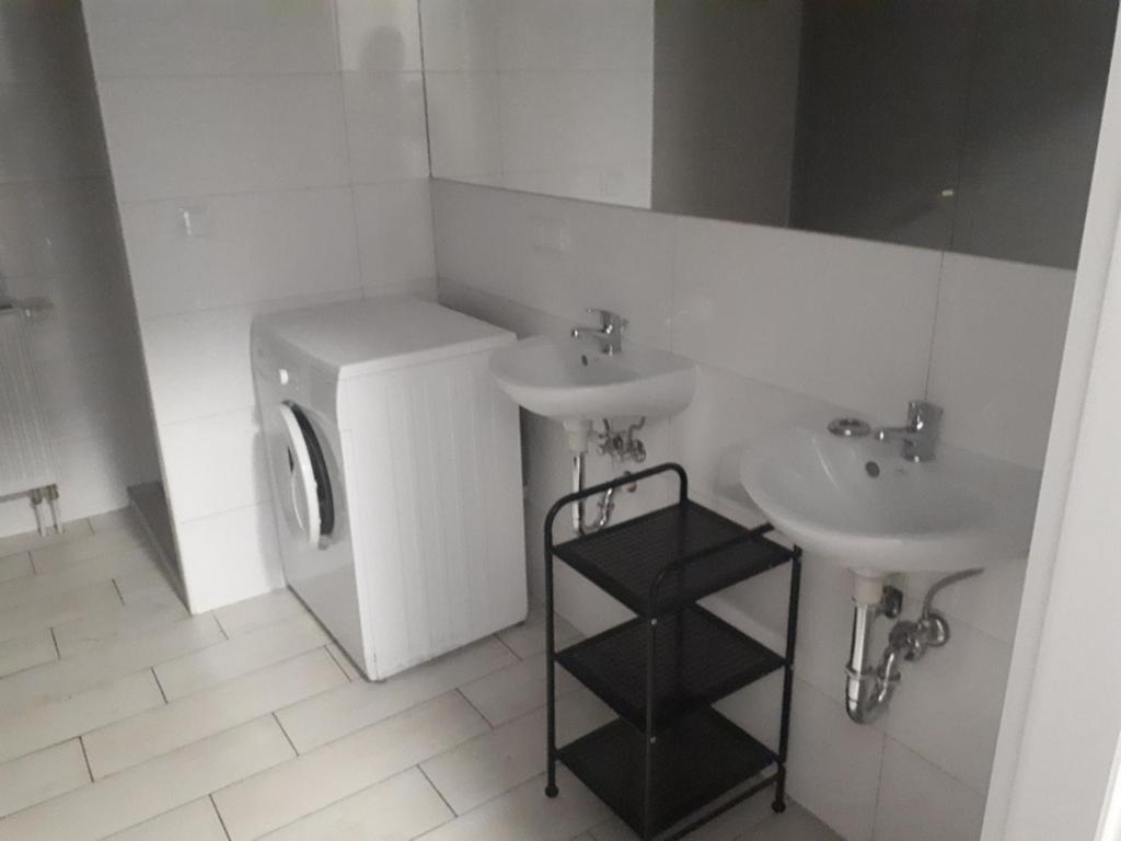 Riviera Rybnik Hostel Ρίμπνικ Εξωτερικό φωτογραφία